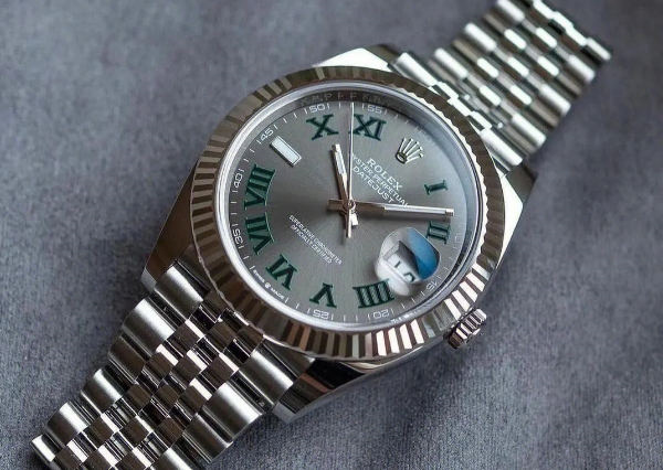 劳力士腕表表壳破裂处理方法（图）